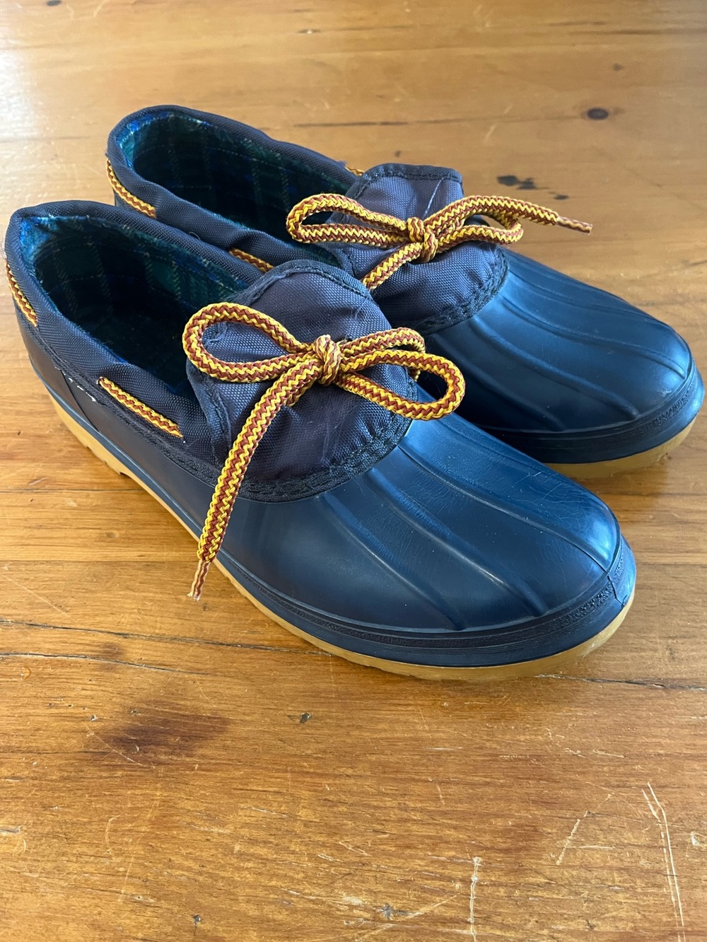 Vintage Kamik Made in Canada Rubber and Nylon Flannel-Lined Navy Blue Duck Shoes - Picture 5 of 10